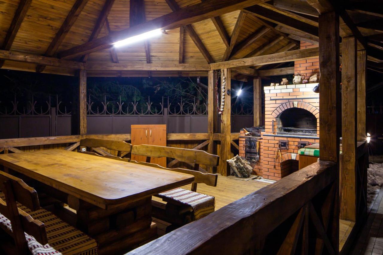 Villa Bambetli Tatariv Esterno foto