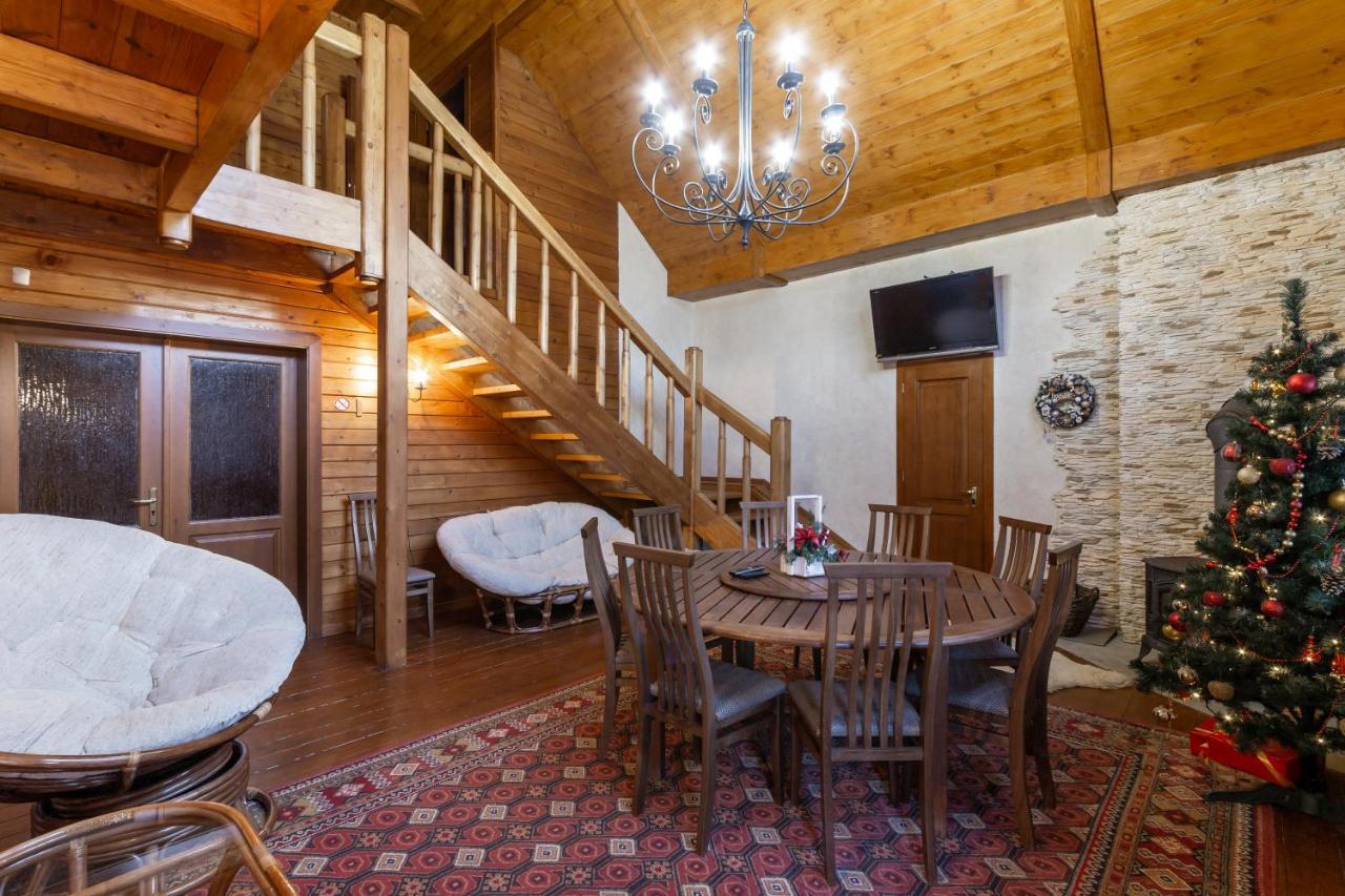 Villa Bambetli Tatariv Esterno foto
